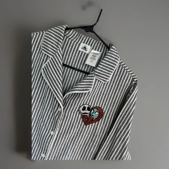 NWT Disneys Nightmare Before Christmas Nightshirt Nightgown‎ Pajamas Size XL